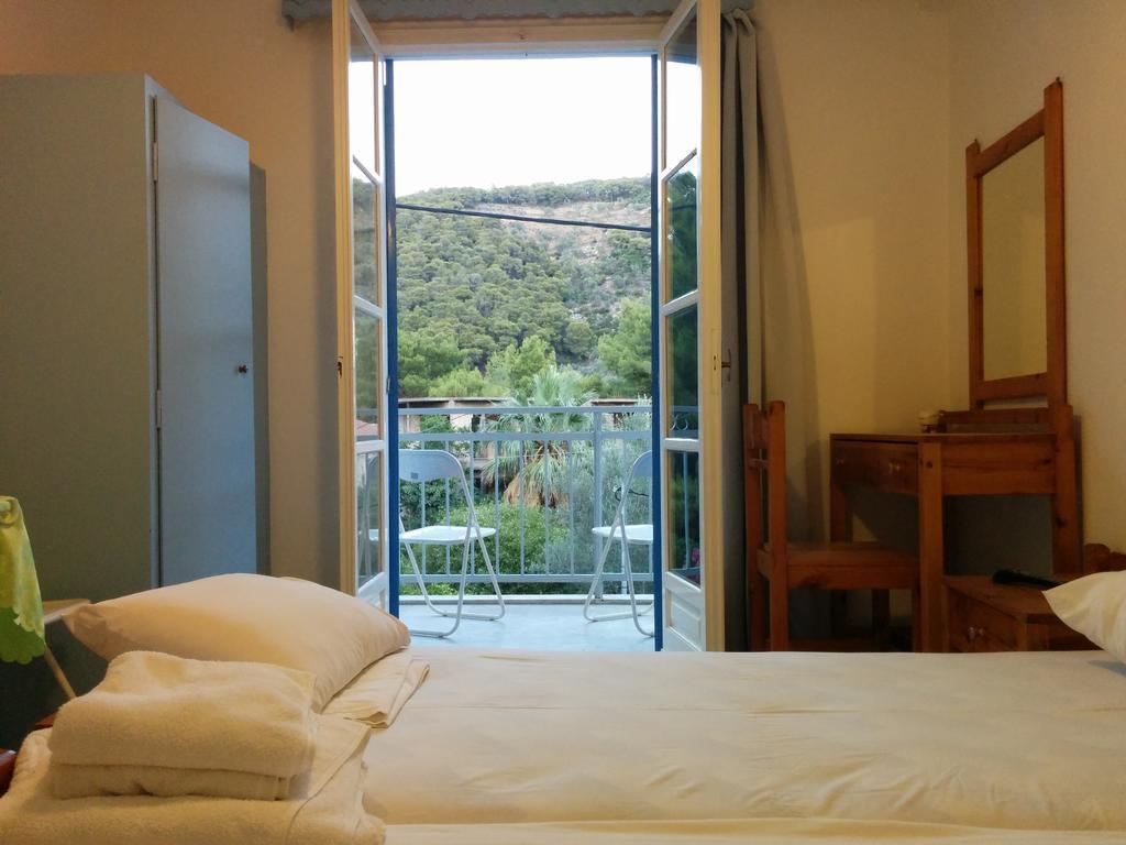 Panos Studios Poros Town Dış mekan fotoğraf